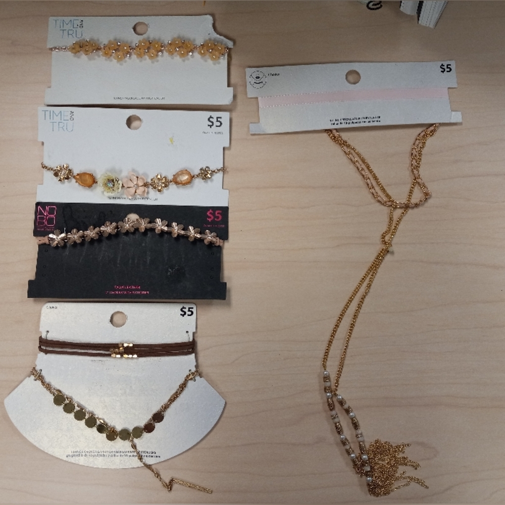 Five Victorian Feminine12 in & 16 in Romantic Y2K Chokers Boho-Chic Necklaces